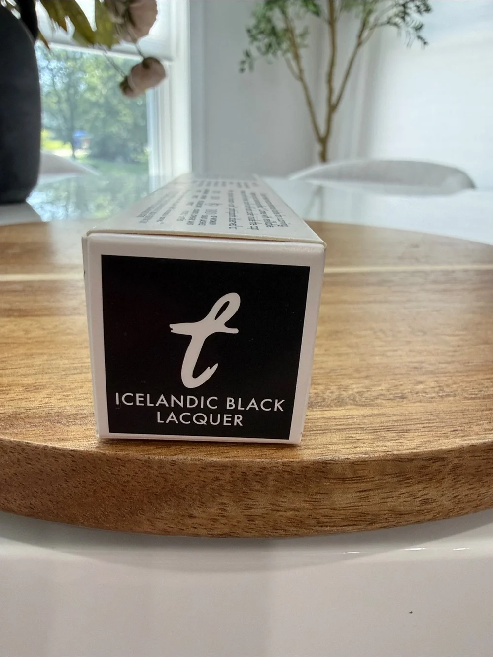 Trestique Good Vibes Mascara - Icelandic Black Lacquer